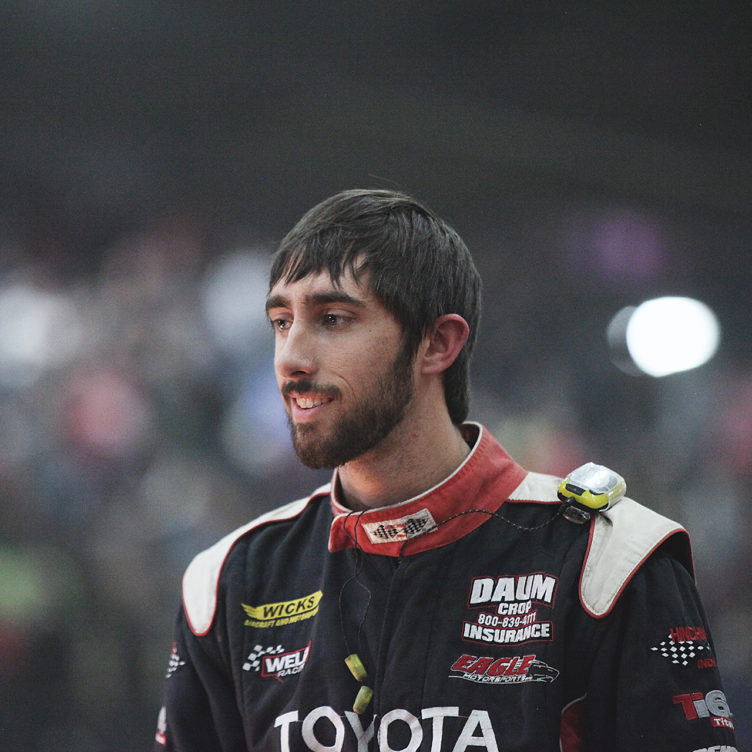 Zach Daum turned in a memorable performance coming home 3rd in The 2016 Chili Bowl. ( Jeffrey Turford / TDP )