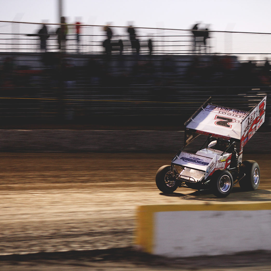 Jason Sides drives hard into turn 1 at Volusia Speedway in Florida for The 2016 DIRTcar Nationals. ( Jeffrey Turford / TDP )