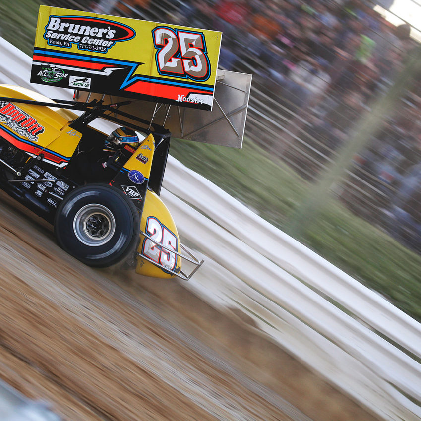 Pennsylvania native; Aaron Ott flies down the frontstretch at Selinsgrove Speedway in PA during heats. Aaron would later finish 13th in the Feature. ( Jeffrey Turford / TDP )
