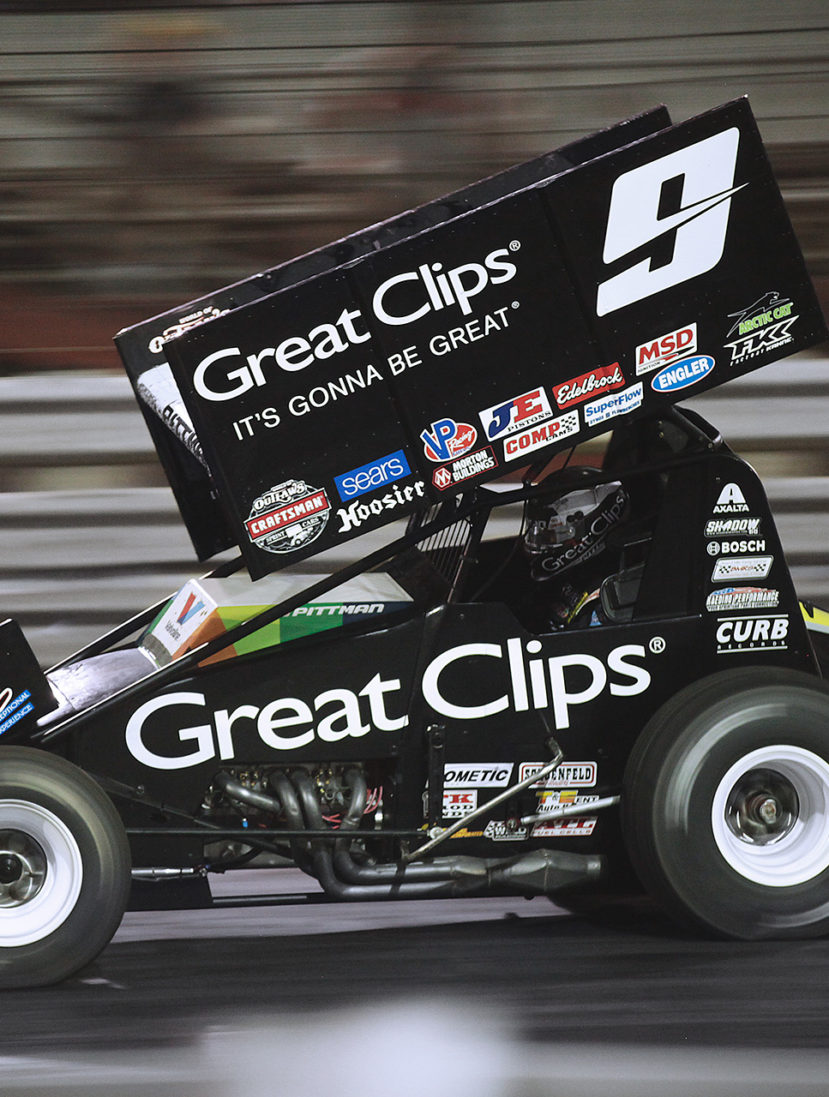 Daryn Pittman and his crew worked hard to get his car back on the track during the red flag. He was able to salvage a 14th place finish. ( Jeffrey Turford / TDP )