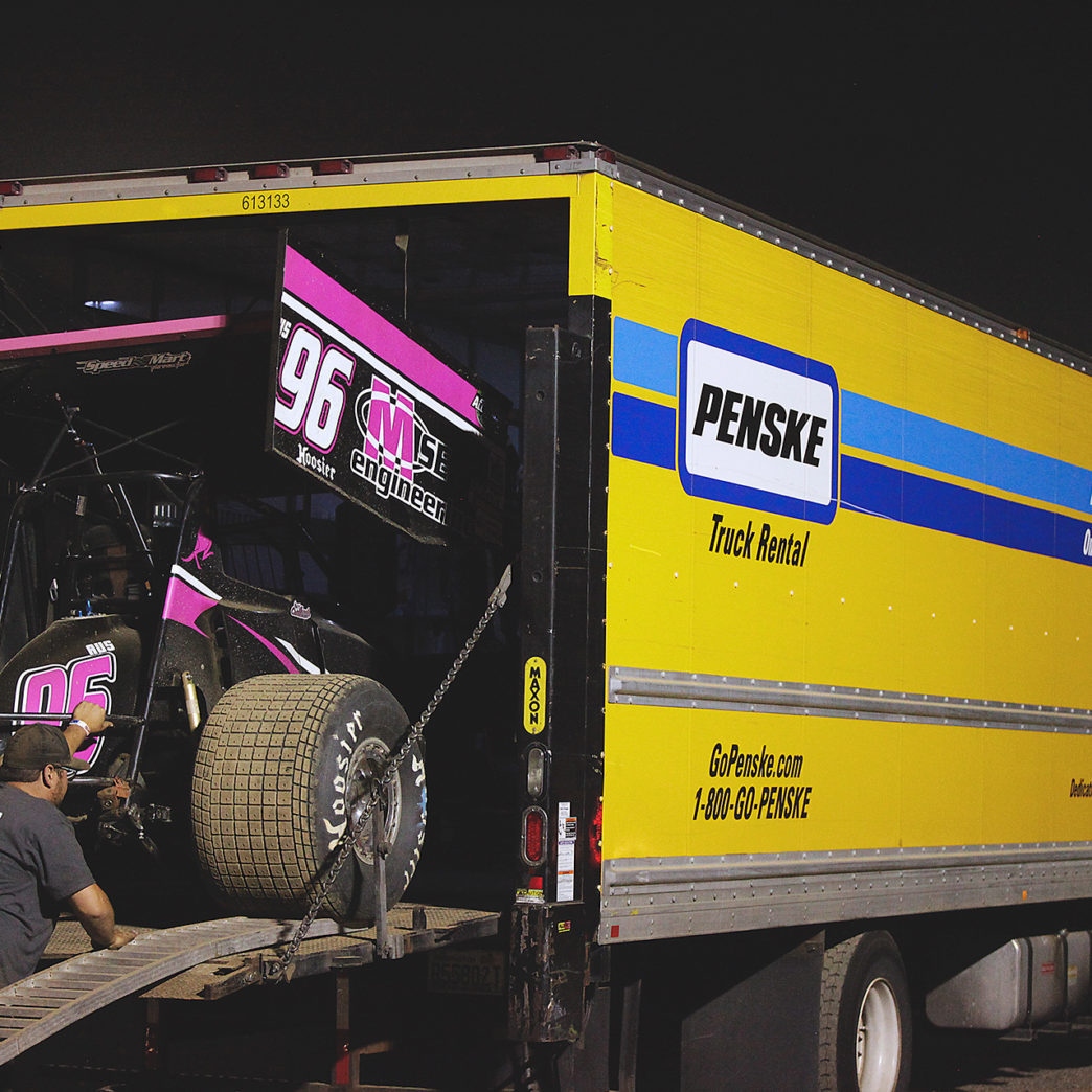 The No. 96 MSE Engineering team of Andrew Caruana doing whatever it takes to run Ohio Speedweek with the ASCoC on Tuesday night at Sharon Speedway. ( Jeffrey Turford / TDP )