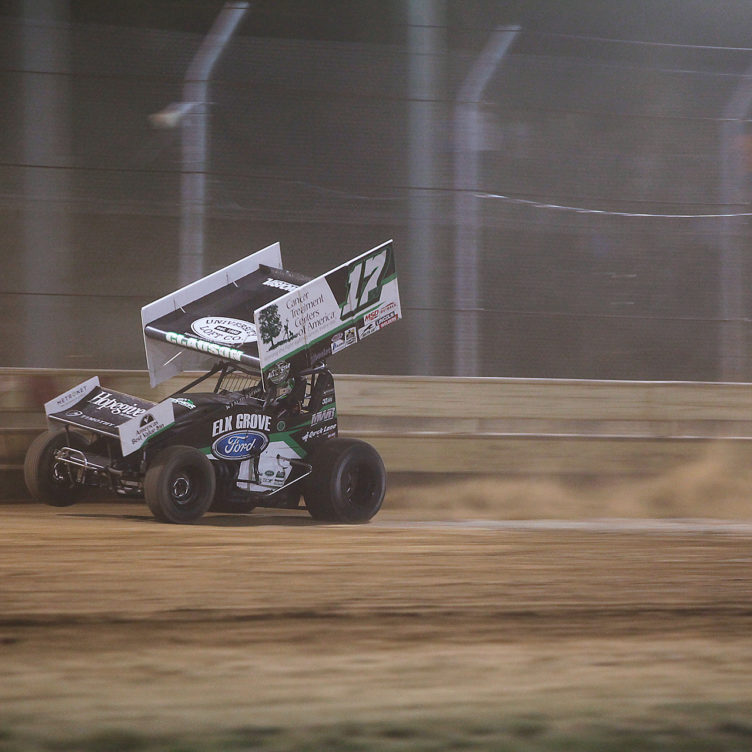Bryan Clauson leading the A Feature for-the-win on Tuesday night. ( Jeffrey Turford / TDP )