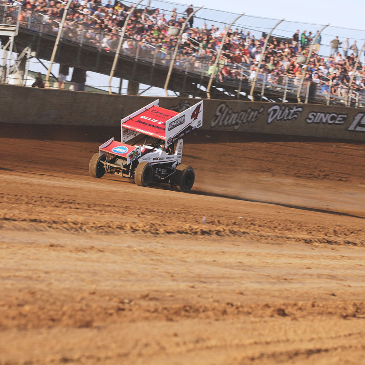 Kasey Kahne transferred to the A Feature with a 5th place finish in his heat race at Lawrenceburg Speedway with The World of Outlaws. ( Jeffrey Turford / TDP )