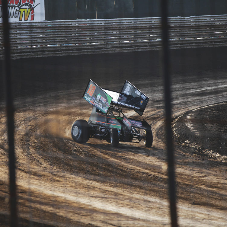 Dakota Hendrickson during time trials on Saturday night. ( Jeffrey Turford / TDP )